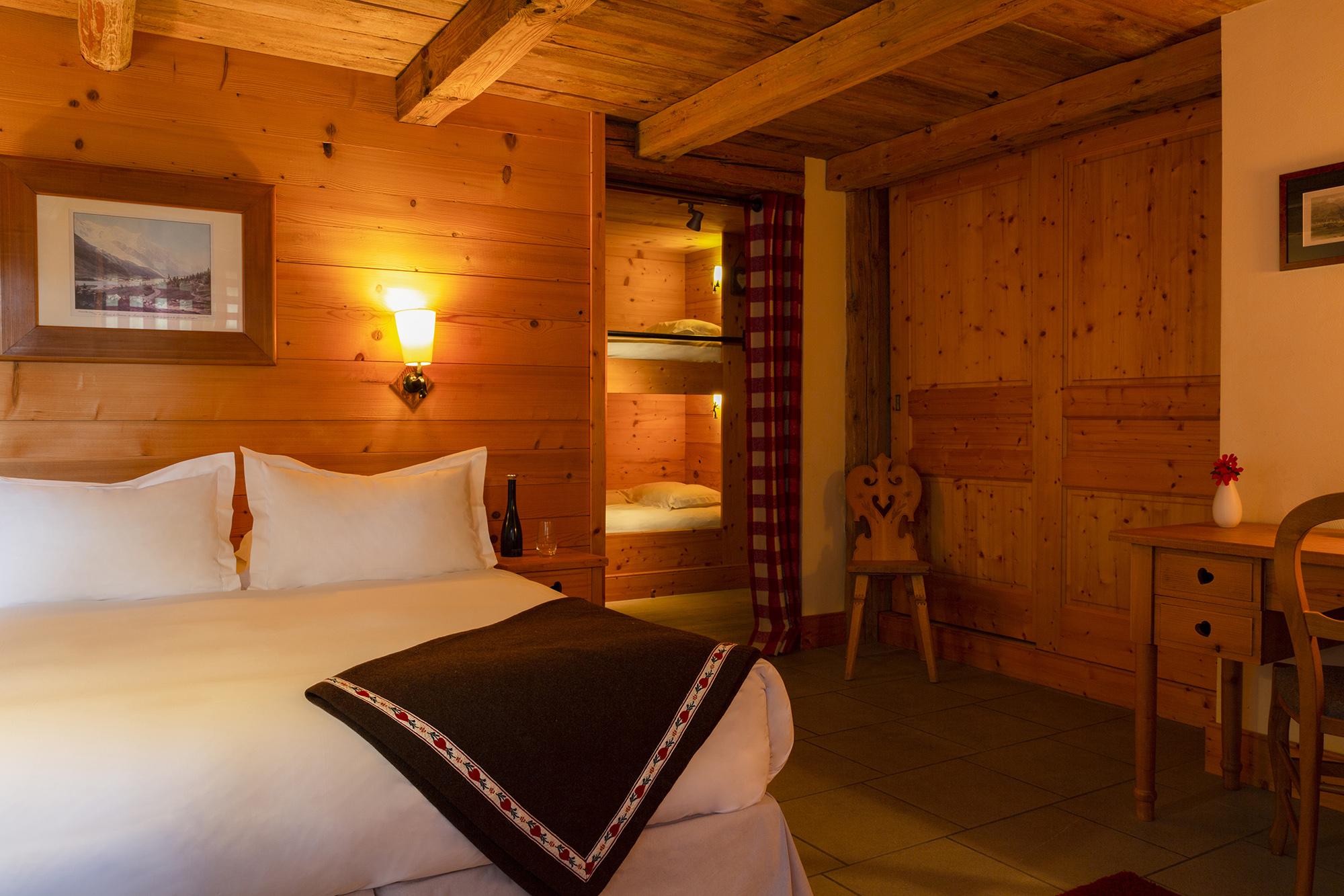 Hotel La Ferme Du Chozal, Chalet De Tradition 欧特吕斯 外观 照片